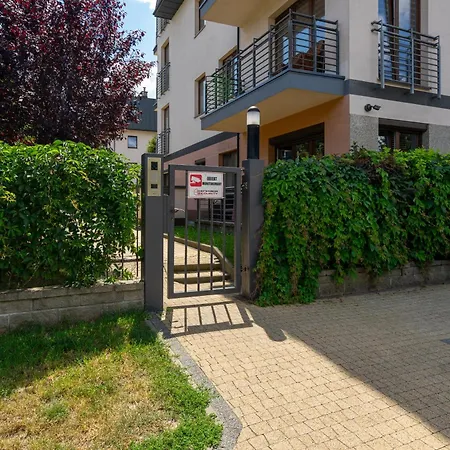 Apartman Wlochy With Workspace - By Rentujemy Varsó
