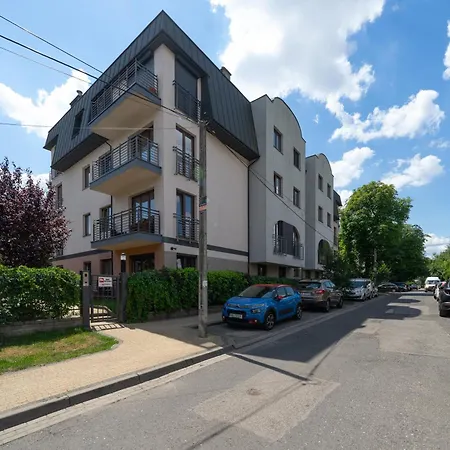 Apartman Wlochy With Workspace - By Rentujemy Varsó